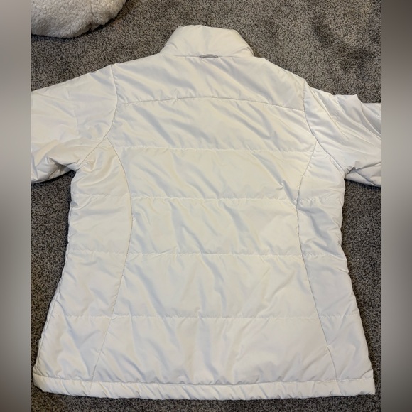 The North Face Ivory Puffer Coat - Picture 4 of 4